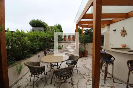 Apartamento para alugar com 400m², 5 quartos e 3 vagasÁrea Externa - Privativa