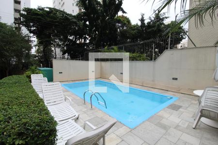 Apartamento para alugar com 400m², 5 quartos e 3 vagasÁrea Comum - Piscina