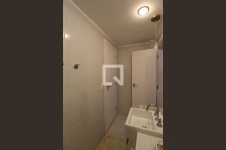 Apartamento para alugar com 400m², 5 quartos e 3 vagasBanheiro da Suíte 1 e 2