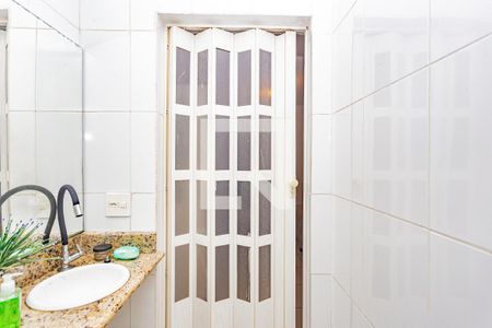 Casa à venda com 100m², 3 quartos e 1 vagaBanheiro 2