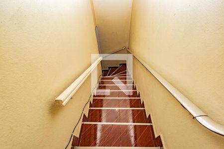 Casa à venda com 100m², 3 quartos e 1 vagaEscada