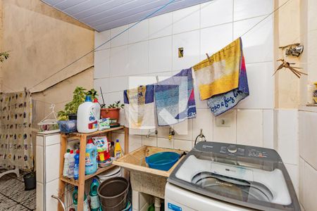 Casa à venda com 100m², 3 quartos e 1 vagaÁrea de Serviço