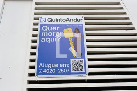 Apartamento à venda com 40m², 2 quartos e sem vagaFachada - Placa