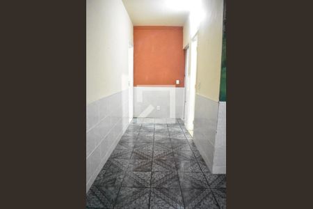 Corredor de casa para alugar com 1 quarto, 50m² em Campo Grande, Rio de Janeiro