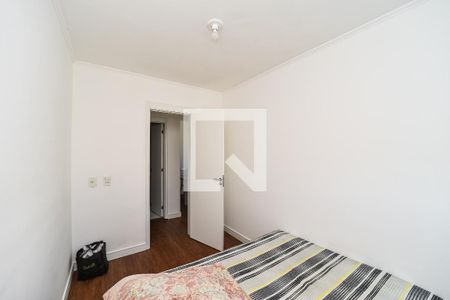 Quarto 2 de apartamento para alugar com 2 quartos, 48m² em Jardim Itu, Porto Alegre