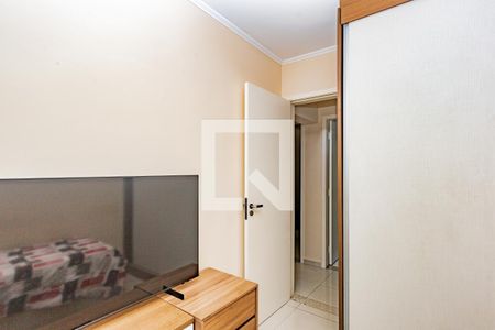 Apartamento à venda com 70m², 3 quartos e 2 vagasQuarto 2