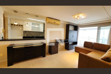 Detalhe Sala de apartamento para alugar com 2 quartos, 95m² em Gonzaga, Santos