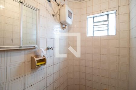 Banheiro de casa para alugar com 1 quarto, 35m² em Vila Maria Alta, São Paulo