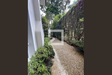 Casa à venda com 400m², 4 quartos e 5 vagasjardim de inverno