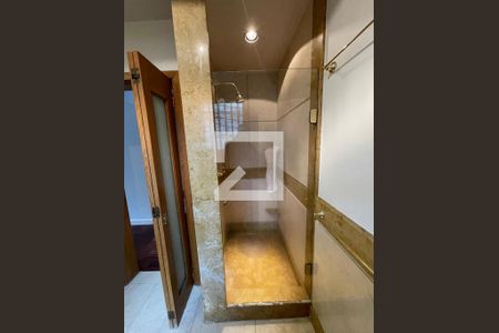 Casa à venda com 400m², 4 quartos e 5 vagasbanheiro suíte master