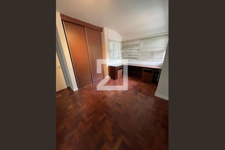 Casa à venda com 400m², 4 quartos e 5 vagasSuíte 3