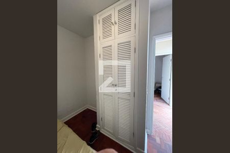 Casa à venda com 400m², 4 quartos e 5 vagasQuarto de Serviço