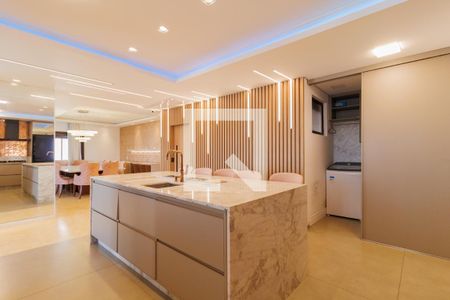 Apartamento à venda com 350m², 3 quartos e 3 vagas Apartamento à venda com 350m², 3 quartos e 3 vagasCozinha