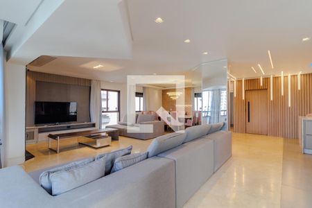 Apartamento à venda com 350m², 3 quartos e 3 vagas Apartamento à venda com 350m², 3 quartos e 3 vagasSala