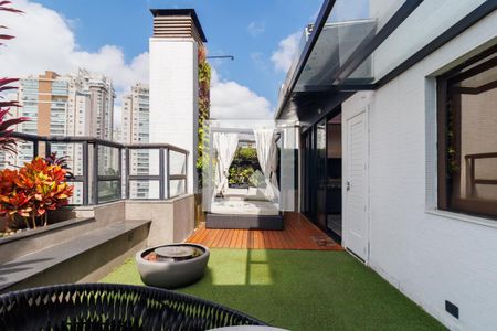 Apartamento à venda com 350m², 3 quartos e 3 vagas Apartamento à venda com 350m², 3 quartos e 3 vagasCobertura