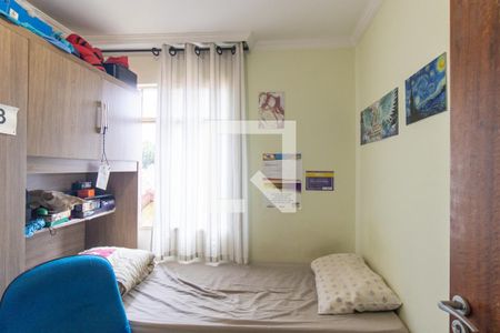 Quarto 1 de apartamento para alugar com 2 quartos, 44m² em Cidade Industrial, Curitiba