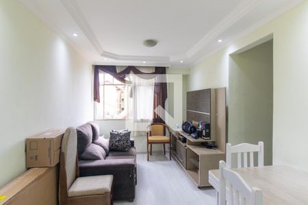 Sala de apartamento para alugar com 2 quartos, 44m² em Cidade Industrial, Curitiba