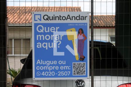 Casa à venda com 210m², 2 quartos e 2 vagas Casa à venda com 210m², 2 quartos e 2 vagasPlaca