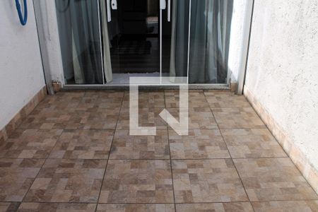 Casa à venda com 210m², 2 quartos e 2 vagas Casa à venda com 210m², 2 quartos e 2 vagasEntrada De Luz