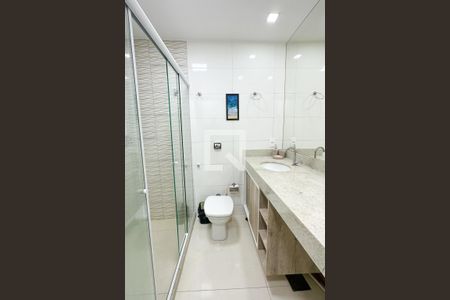 Banheiro de apartamento à venda com 1 quarto, 50m² em Copacabana, Rio de Janeiro