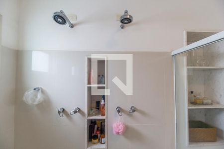 Casa de condomínio à venda com 435m², 5 quartos e 4 vagasBanheiro da Suíte 1