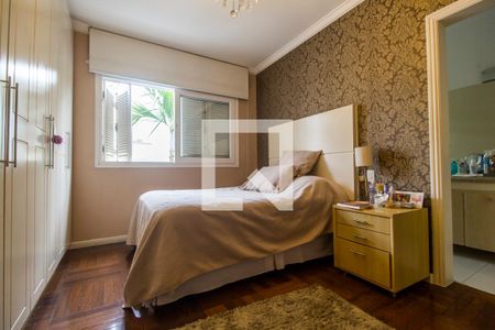 Casa de condomínio à venda com 435m², 5 quartos e 4 vagasSuíte 3