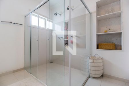 Casa de condomínio à venda com 435m², 5 quartos e 4 vagasBanheiro da Suíte 1