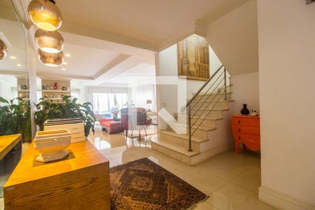 Casa de condomínio à venda com 435m², 5 quartos e 4 vagasSala