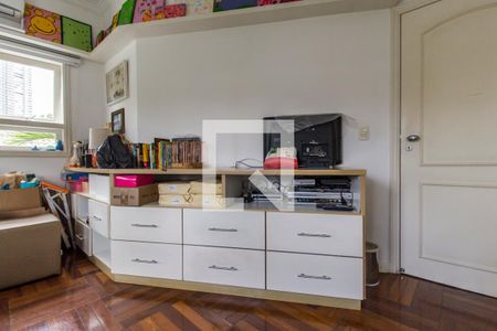 Casa de condomínio à venda com 435m², 5 quartos e 4 vagasSala