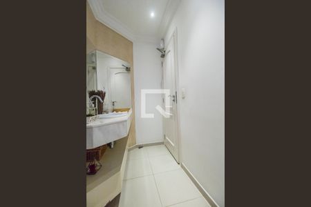 Casa de condomínio à venda com 435m², 5 quartos e 4 vagasLavabo