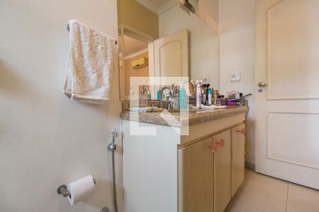 Casa de condomínio à venda com 435m², 5 quartos e 4 vagasBanheiro da Suíte 3