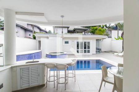 Casa de condomínio à venda com 435m², 5 quartos e 4 vagasCozinha