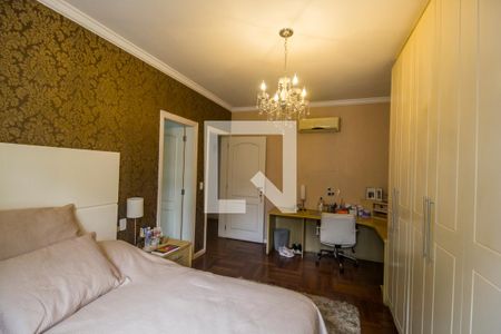 Casa de condomínio à venda com 435m², 5 quartos e 4 vagasSuíte 3