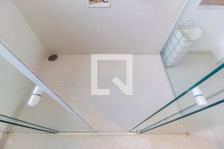 Casa de condomínio à venda com 435m², 5 quartos e 4 vagasDetalhe do Banheiro da Suite