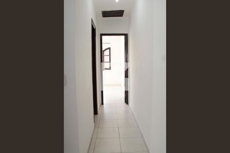 Casa de condomínio para alugar com 85m², 2 quartos e 1 vagaCorredor