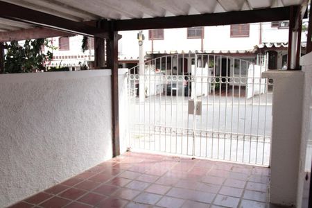 Casa de condomínio para alugar com 85m², 2 quartos e 1 vagaGaragem
