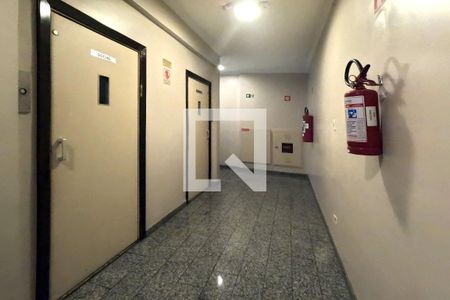 Apartamento para alugar com 96m², 2 quartos e 1 vagaÁrea Comum - Elevadores