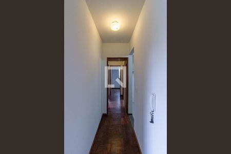 Corredor de apartamento para alugar com 3 quartos, 87m² em Liberdade, Belo Horizonte