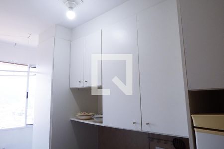 Cozinha de kitnet/studio para alugar com 1 quarto, 27m² em Gonzaguinha, São Vicente