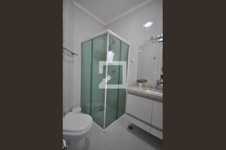 Casa à venda com 200m², 3 quartos e 4 vagasBanheiro da Suíte 2