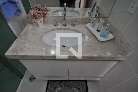 Casa à venda com 200m², 3 quartos e 4 vagasBanheiro da Suíte 3