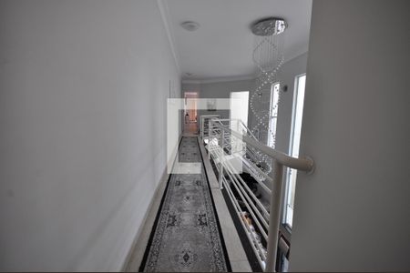 Casa à venda com 200m², 3 quartos e 4 vagasCorredor