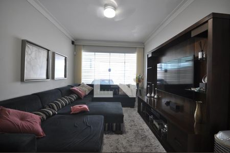 Sala de casa à venda com 3 quartos, 200m² em Vila Mazzei, São Paulo