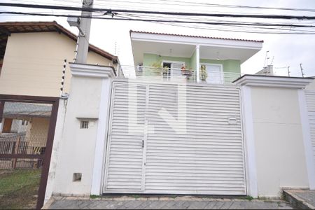 Casa à venda com 200m², 3 quartos e 4 vagasFachada