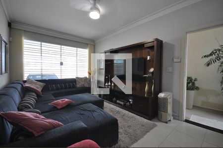 Sala de casa à venda com 3 quartos, 200m² em Vila Mazzei, São Paulo