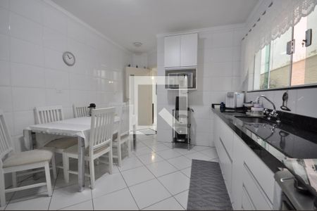 Casa à venda com 200m², 3 quartos e 4 vagasCozinha