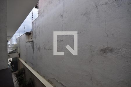 Casa à venda com 200m², 3 quartos e 4 vagasVista da Suíte 2