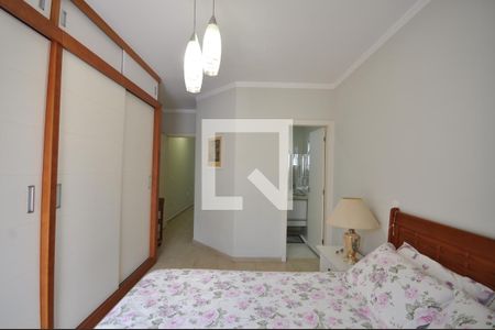 Casa à venda com 200m², 3 quartos e 4 vagasSuíte 3