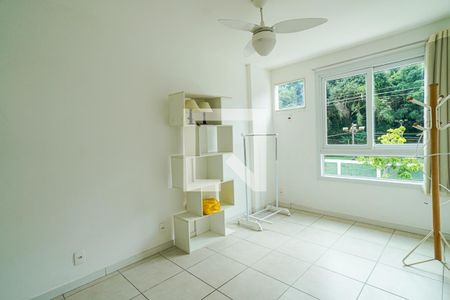 Quarto 2 de apartamento à venda com 2 quartos, 78m² em Badu, Niterói