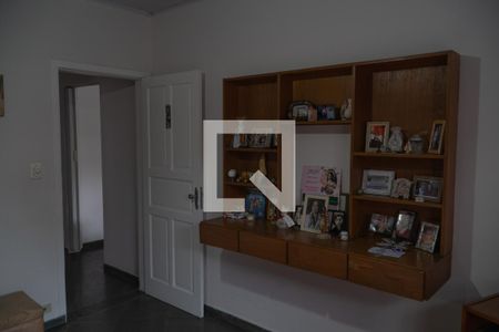 Casa para alugar com 250m², 3 quartos e 4 vagas Casa para alugar com 250m², 3 quartos e 4 vagasQuarto 1